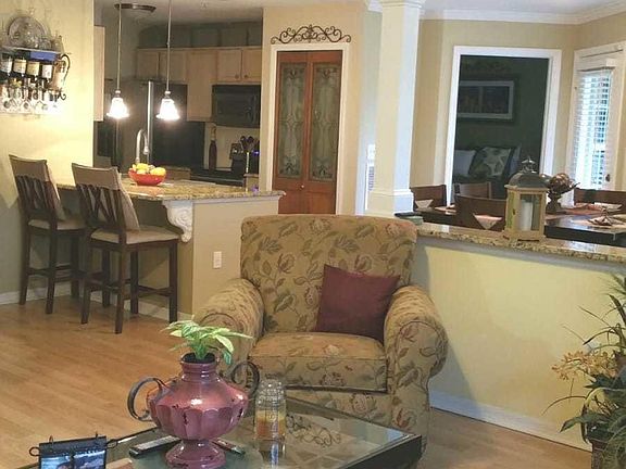 3rd image of 7800 Point Meadows Dr APT 133
