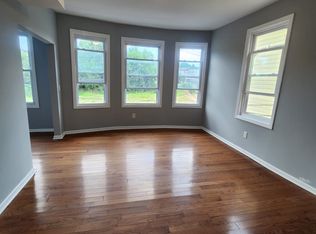 201 S 11th St #B, Newark, NJ 07107
