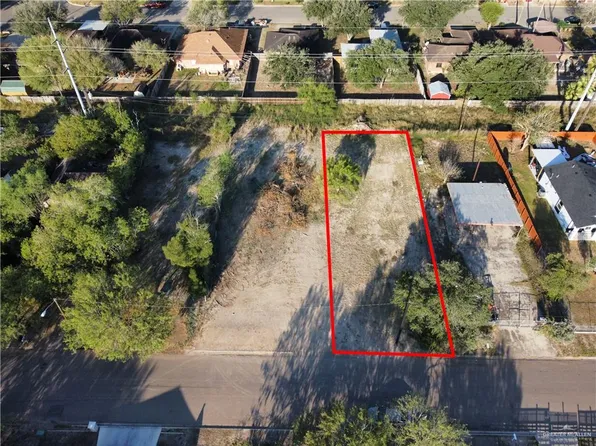 309 34th St, Edinburg, TX 78542