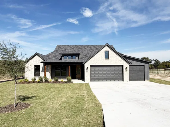 112 Loveta Ln, Boyd, TX 76023