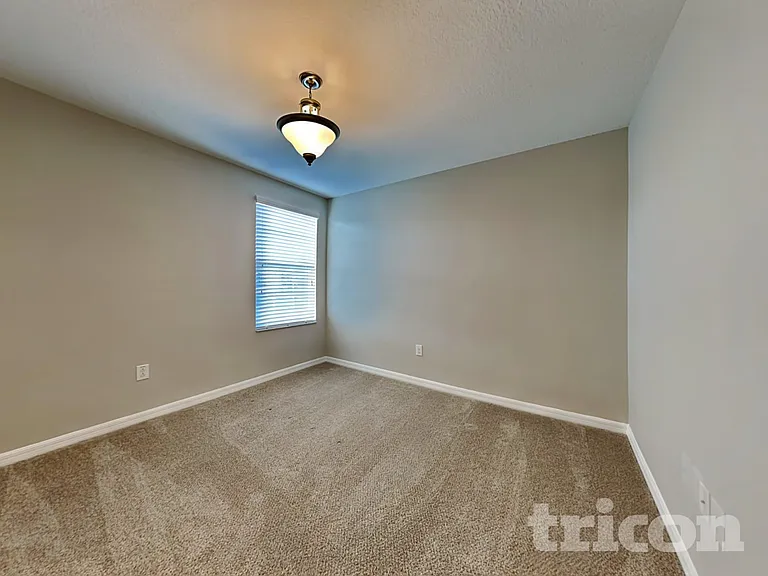 13814 Crater Cir — Photo 11