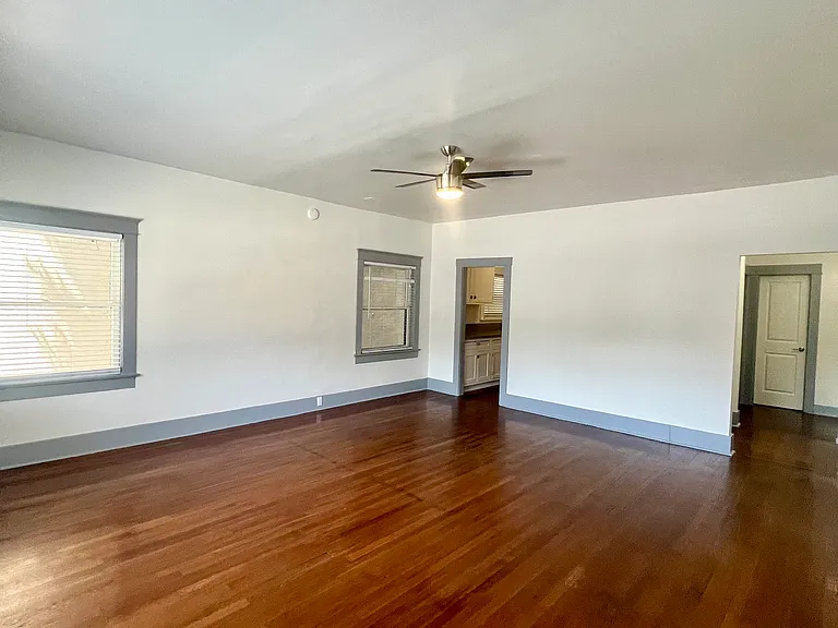 445 E 3rd St #102 — Photo 3