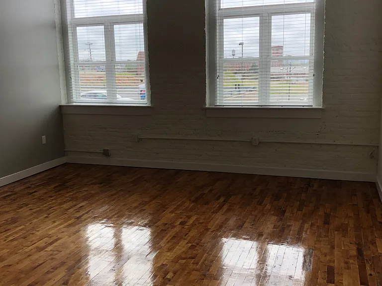 Imperial Lofts — Photo 20