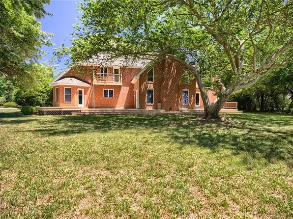 5508 York Haven Ln, Gloucester, VA 23061