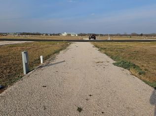 206 Resort Ct, Fredericksburg, TX 78624