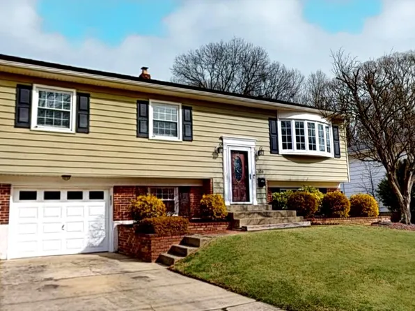 108 Chatham Rd, Mount Laurel, NJ 08054