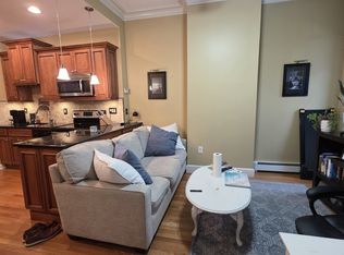 164 F St APT 1, South Boston, MA 02127