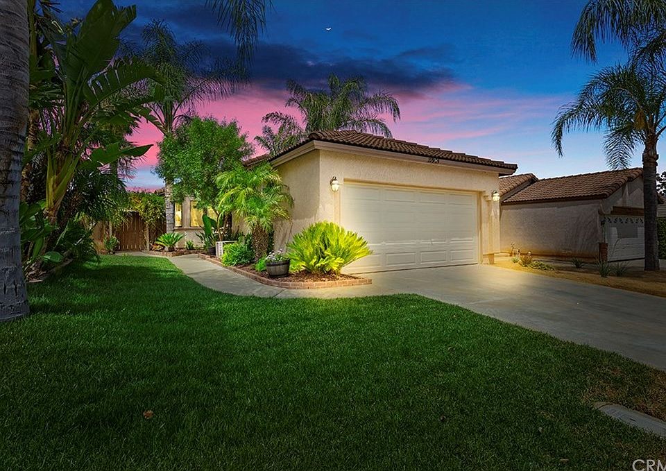1st image of 27925 Cactus Flower Dr