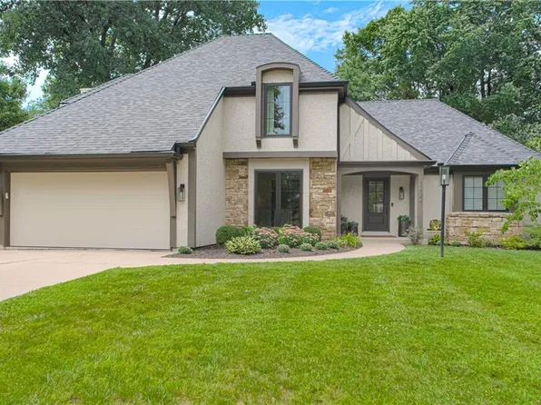 12344 Pembroke Ln, Leawood, KS 66209