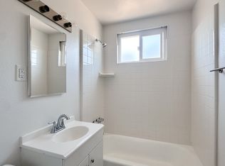 1014 Georgia St #204, Huntington Beach, CA 92648