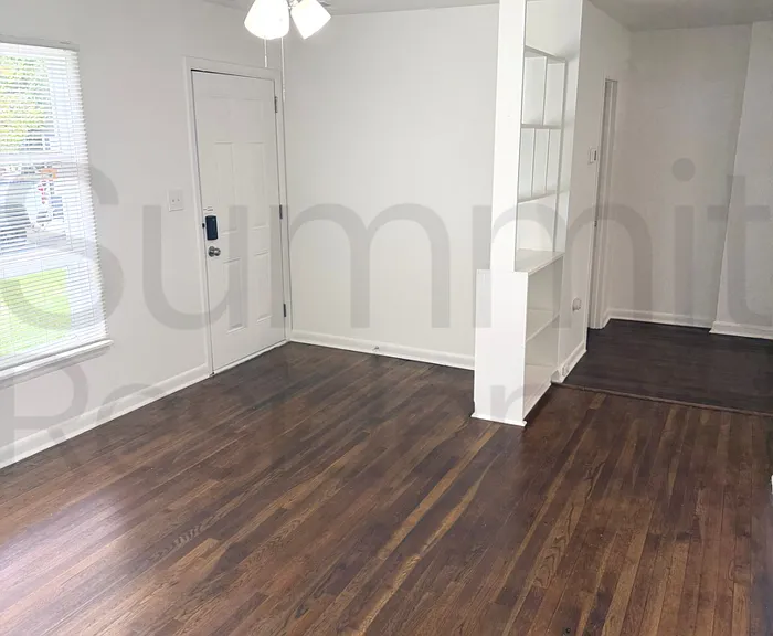 639 Wagner Cir — Photo 3