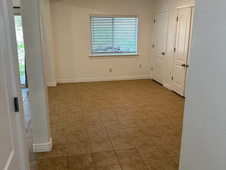 1156 E 3300 S #117 — Photo 35