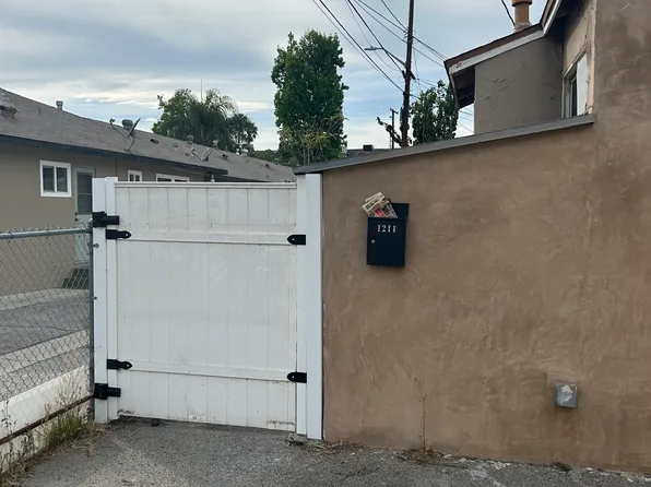 1211 S Lake St, Burbank, CA 91502