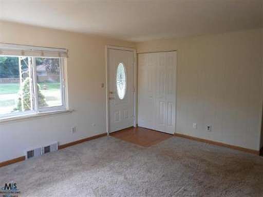5th image of 52497 Fayette Dr