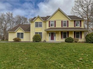 80 Laurel Ridge Ln, North Kingstown, RI 02852