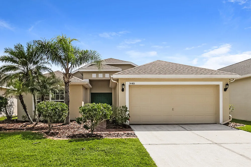 3 bed, 2.0 bath, 1505 sqft, $3,400 — Photo 1