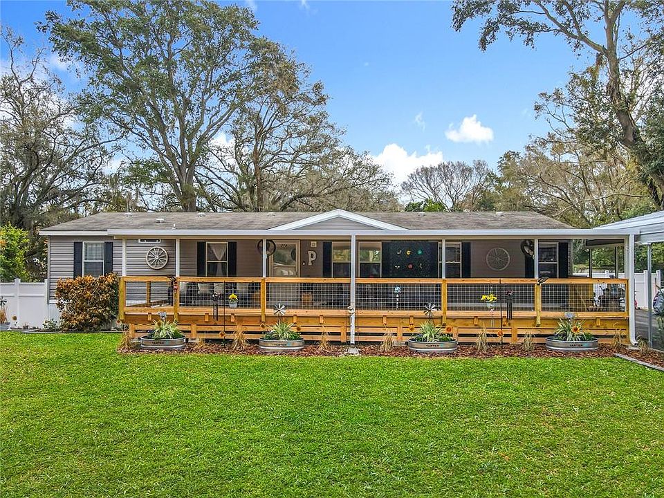 1st image of 214 Grove Ridge Dr