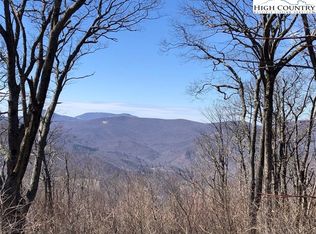 Crown Oak Ln, West Jefferson, NC 28694