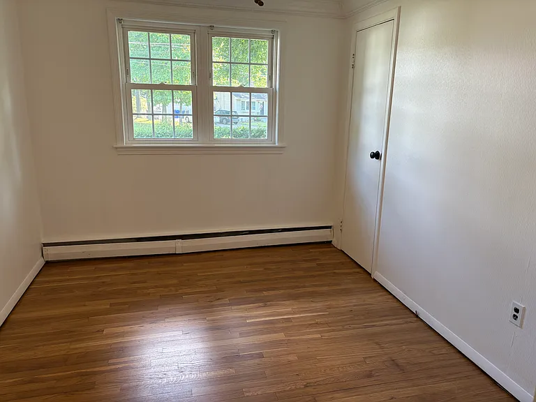 50 Roosevelt Blvd — Photo 10