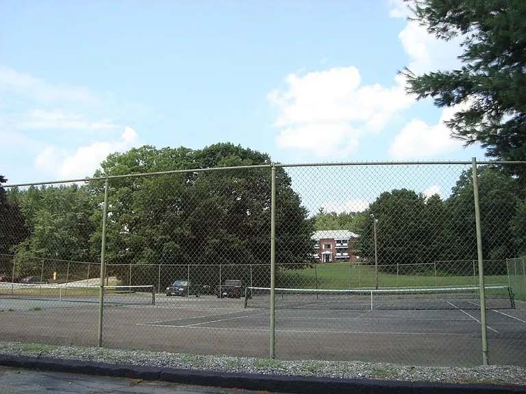 D1 Colonial Dr #4 — Photo 13