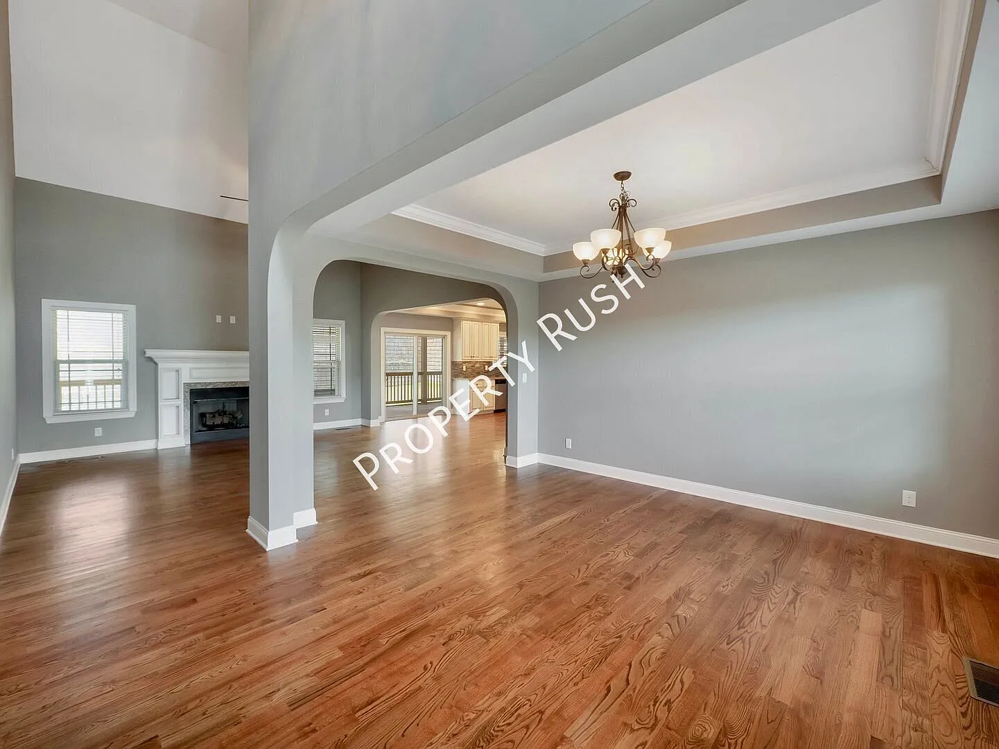 7962 Burgundy Cir. - Stunning 5 bed/3.5 bath home in East Brainerd! $3,995/mo. — Photo 4