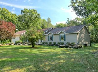 2855 Old Allegan Rd, Fennville, MI 49408