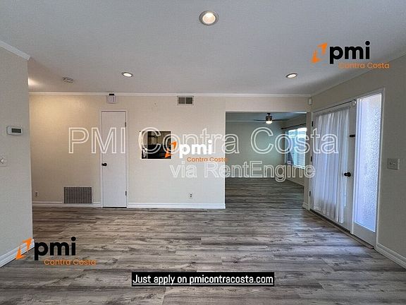 5th image of 2870 Theresa Ct