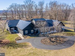 38581 Daymont Ln, Waterford, VA