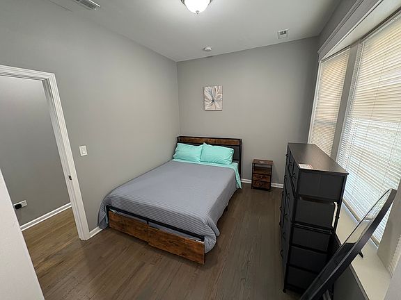 5th image of 1755 E 72nd St Floor 1