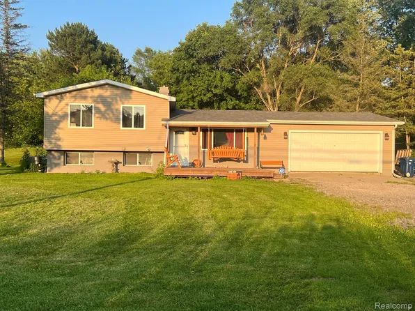 12230 N State Rd, Otisville, MI 48463