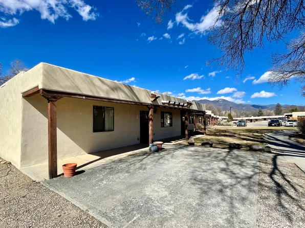 413 Valverde St #1057, Taos, NM 87571