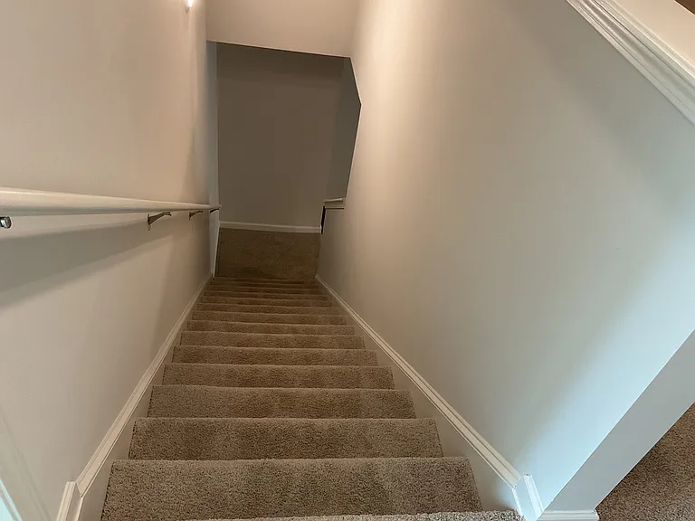 487 Stoneybrook Dr — Photo 36