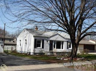 6079 N Globe St, Westland, MI 48185