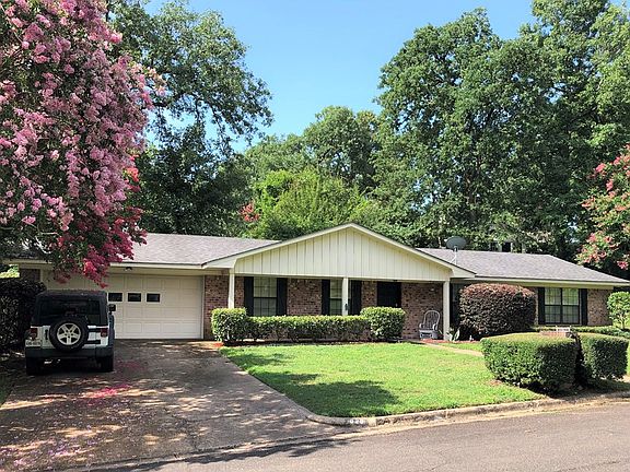 2nd image of 626 County Road 5021
