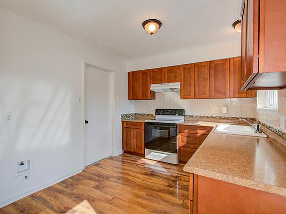5th image of 15811 Boonridge Rd
