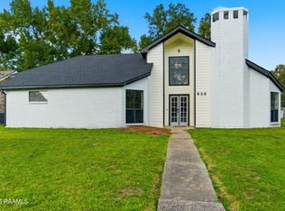 939 Rosedown Ln, Lafayette, LA 70503