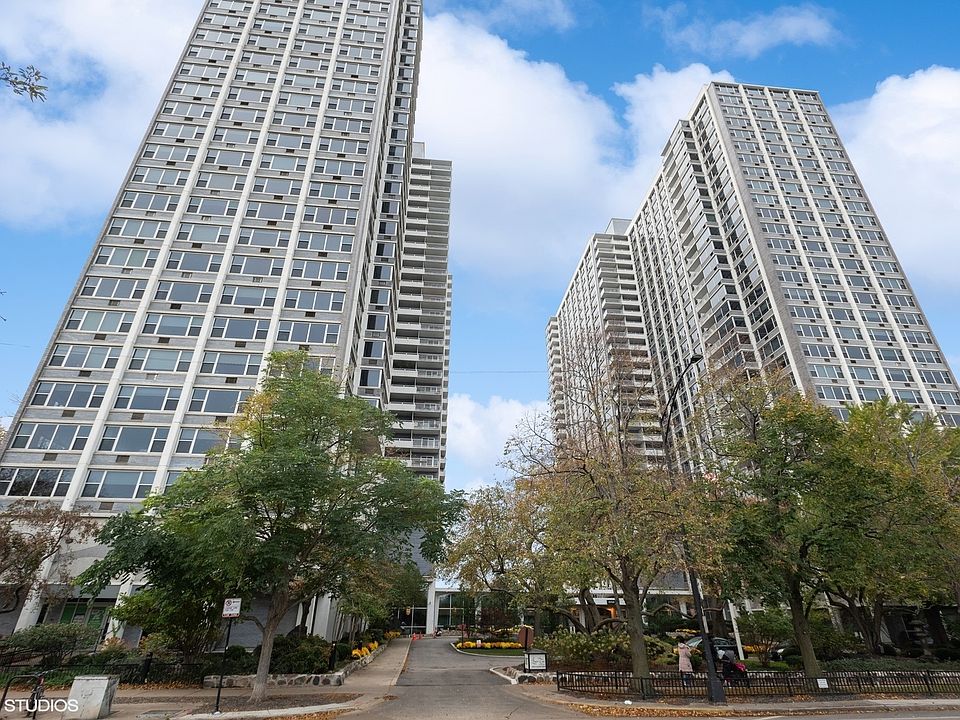 1st image of 4250 N Marine Dr APT 2929