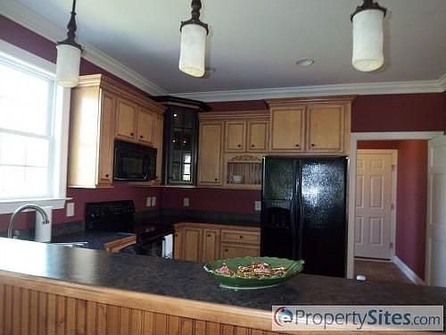 5th image of 2205 Yadkin Ct