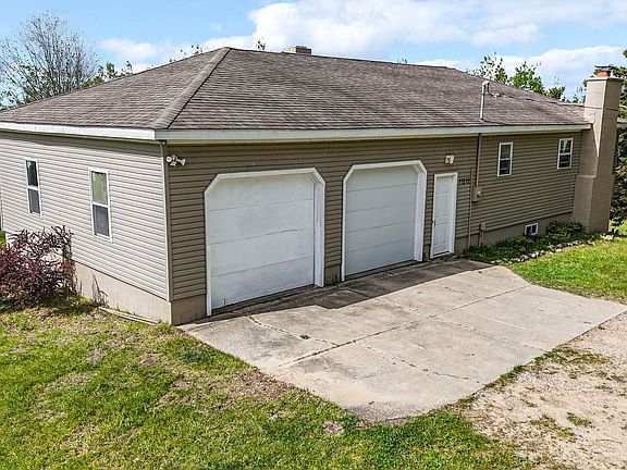 4th image of 11519 21 Mile Rd
