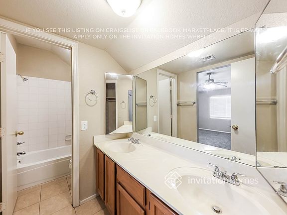 5th image of 2349 W Garden Dr