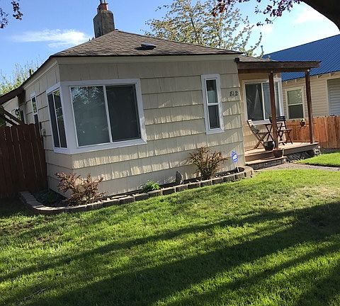 2nd image of 812 E 8th Ave