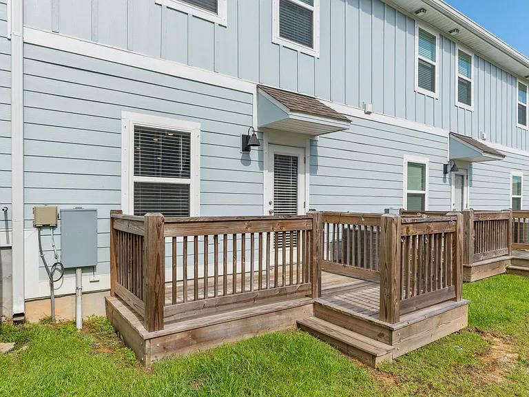9497 Nature Creek Cir — Photo 33