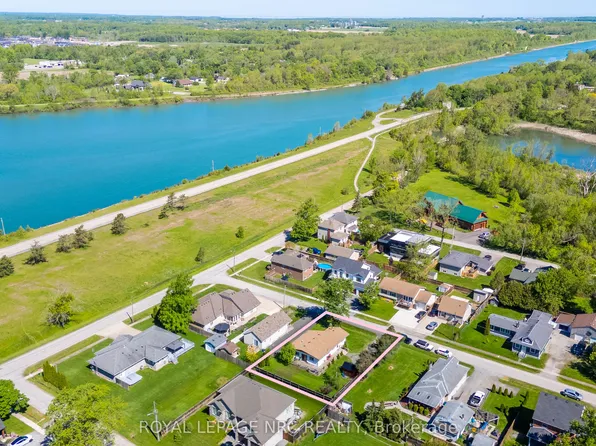 5 Melrose Ave, Thorold, ON L0S 1K0