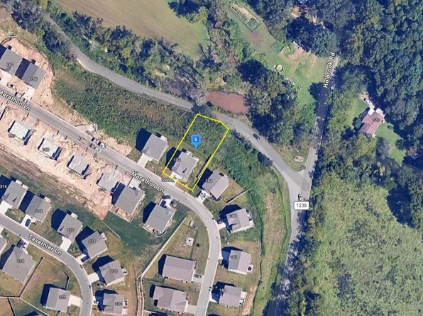 182 Marathon Ln, Candler, NC 28715