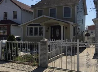9420 214th Pl, Queens Village, NY 11428