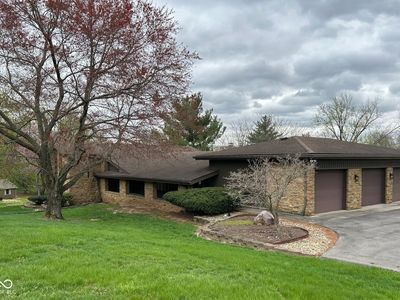 8801 Ridge Hill Dr, Indianapolis, IN, 46217