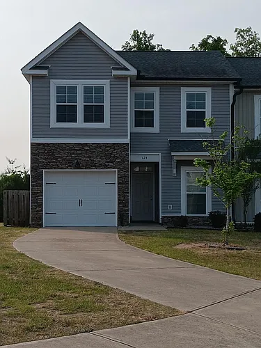 724 Buddy Ct Photo 1