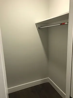 Rented by Flatiron Real Estate Advisors LLC | media 19