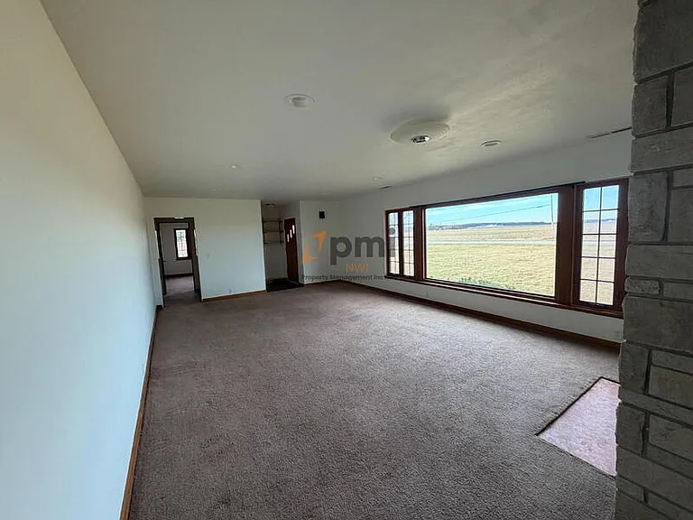 13403 W 223rd Ave — Photo 7
