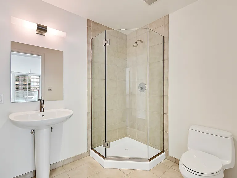 301 Main St #11B — Photo 27